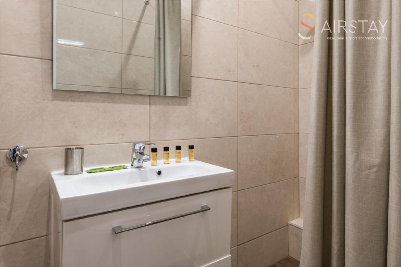 Anivia Apartments Airport By Airstay Spáta Zewnętrze zdjęcie
